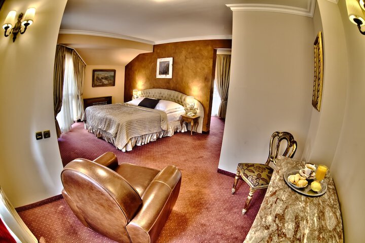 Room 38 of 50
