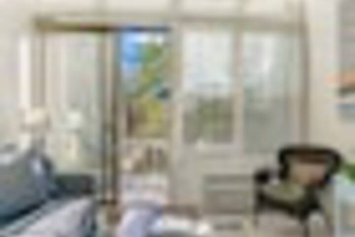Room 500 of 984