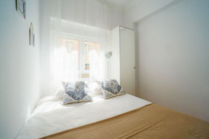 Room 62 of 147