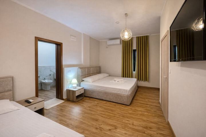Room 25 of 55