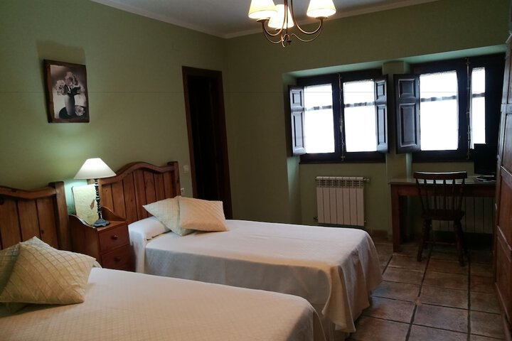 Room 9 of 30