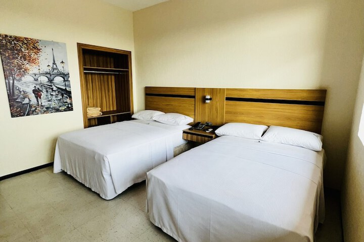 Room 10 of 41