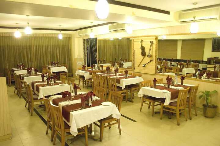Dining Photos
