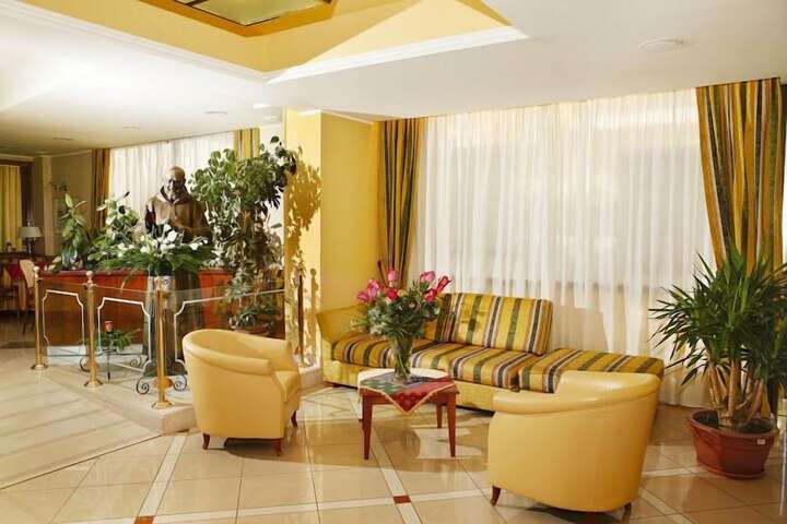 Hotel Interior 4 of 56