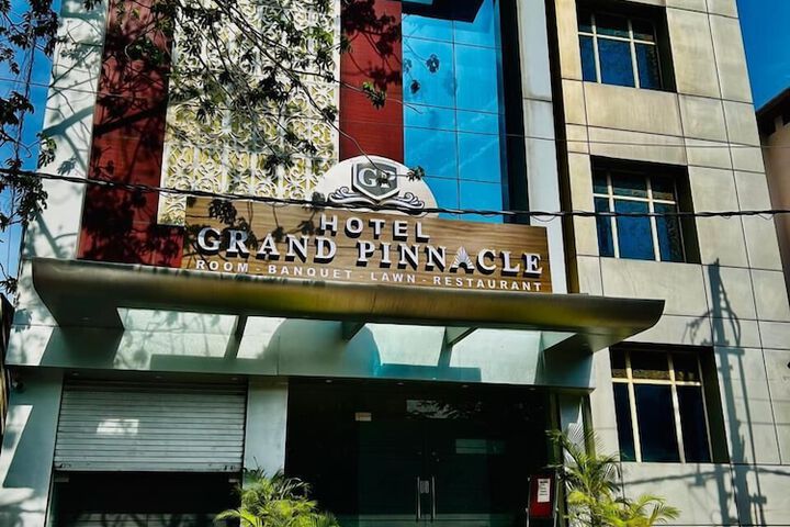 Grand Pinnacle Lucknow