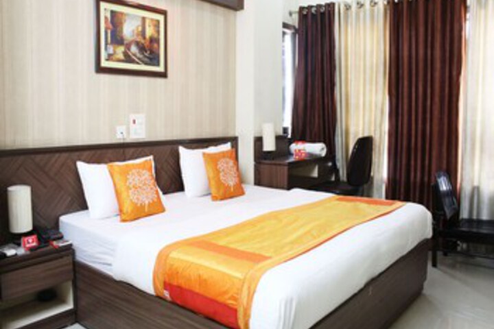 OYO 2824 Hotel Aroma Classic