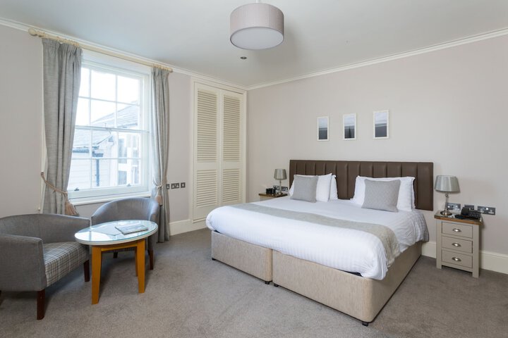 Room 14 of 63