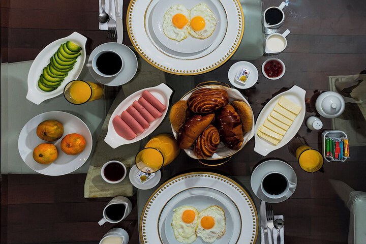 Breakfast/Coffee Service 44 of 50
