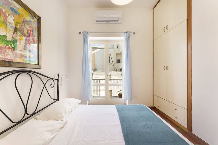 Room 21 of 75