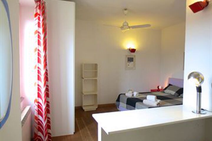 Room 44 of 159