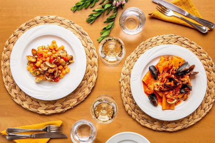 Dining 105 of 123