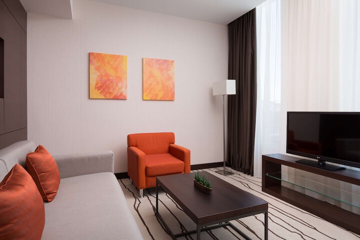 Room 48 of 117