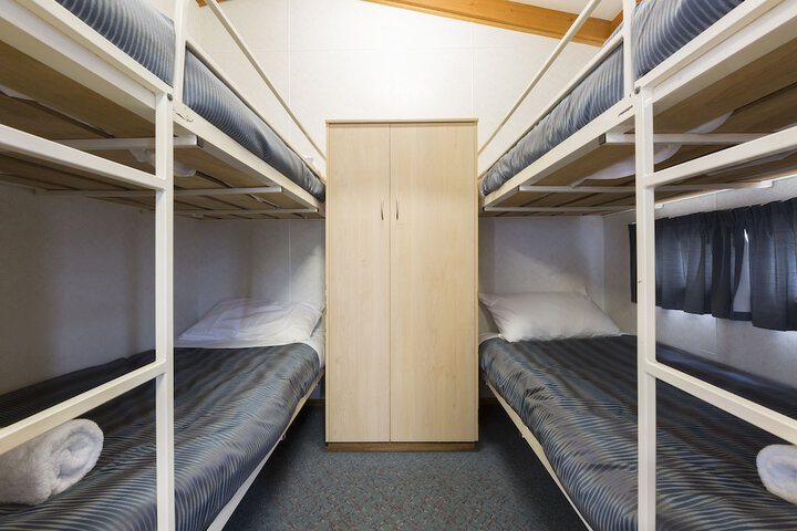 Room 18 of 150