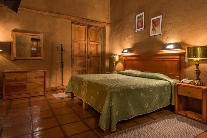 Room 15 of 31