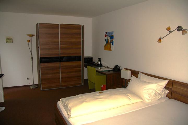Room 41 of 110