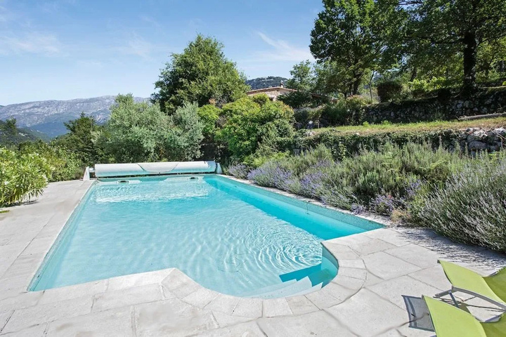 Pool 17 of 22