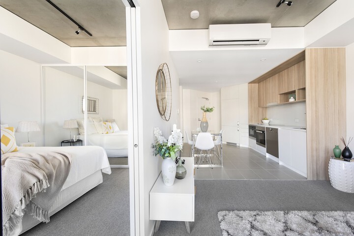 Room 7 of 15