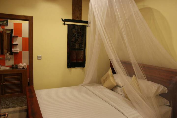 Room 9 of 71