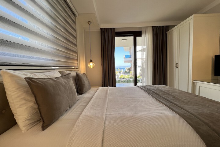 Room 74 of 107