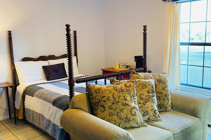 Room 17 of 29