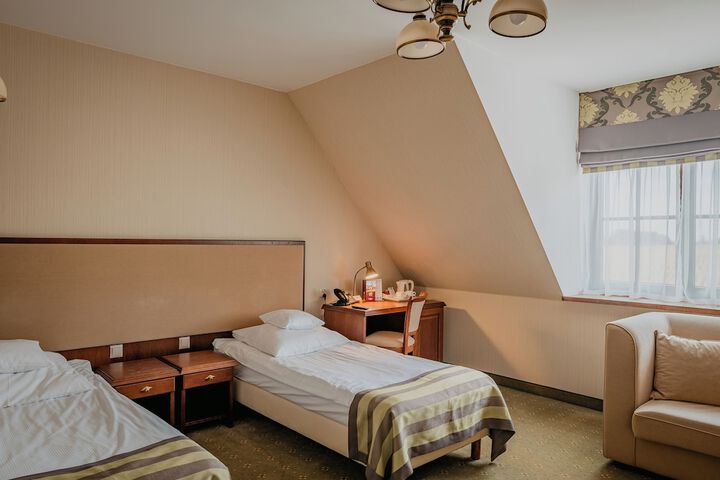 Room 25 of 75