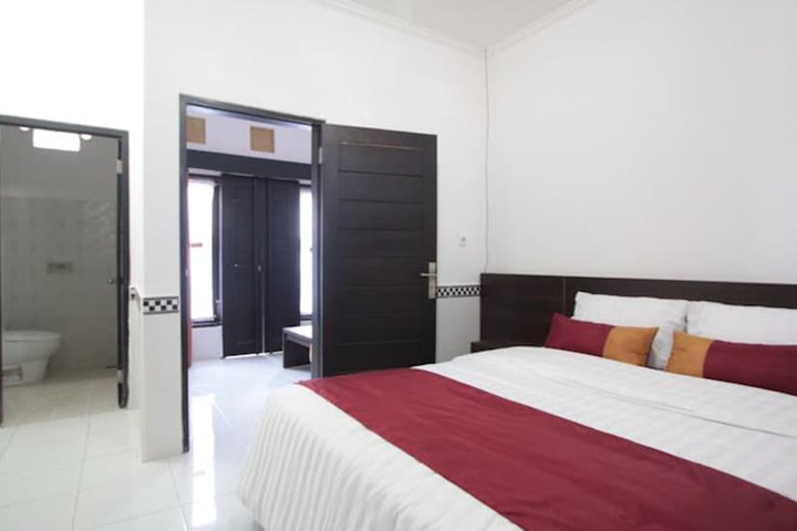 Room 9 of 21