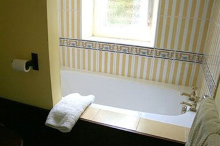 Room 7 of 26