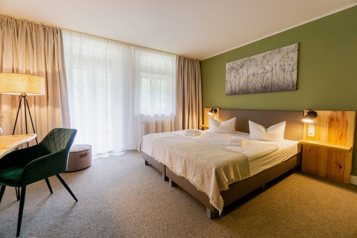 Room 15 of 132