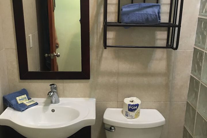 Room 13 of 36