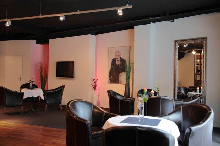 Dining Photos