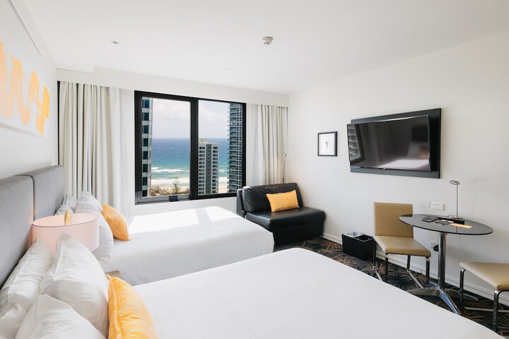 Room 52 of 113