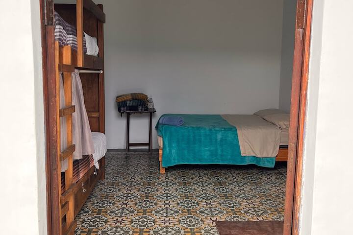 Room 9 of 50