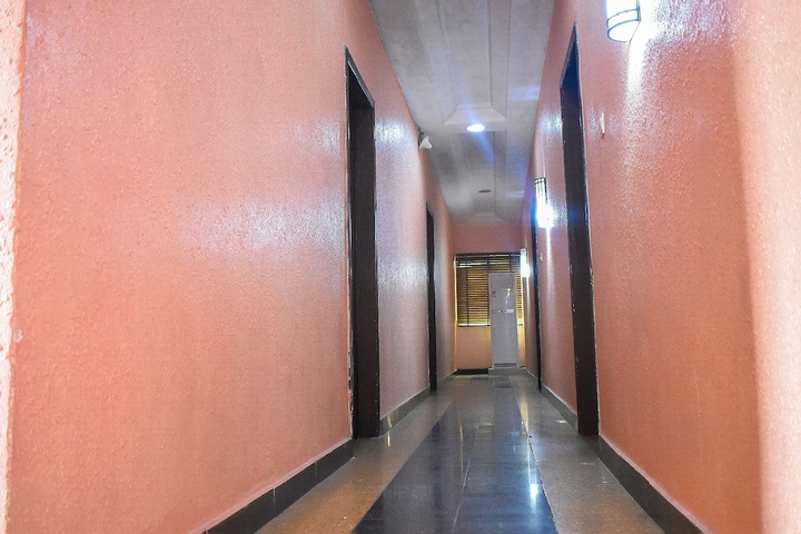 Ballroom/Hall 38 of 41