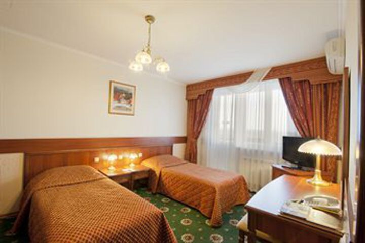 Room 14 of 41