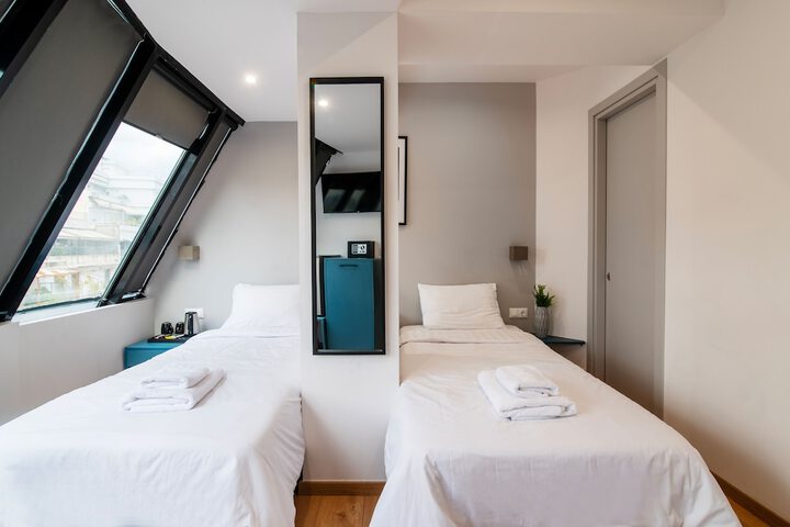 Room 29 of 43