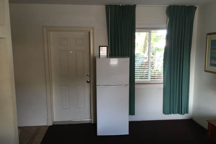 Room 5 of 7