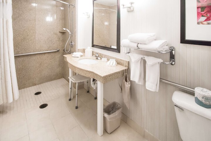 Bathroom shower