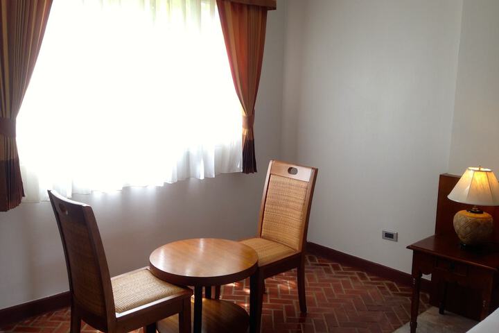 Room 10 of 60