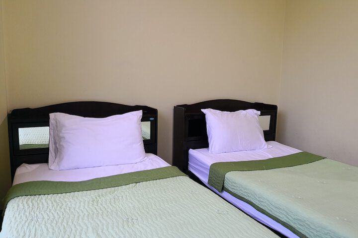 Room 6 of 23