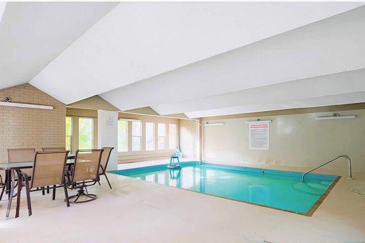 Pool 70 of 79