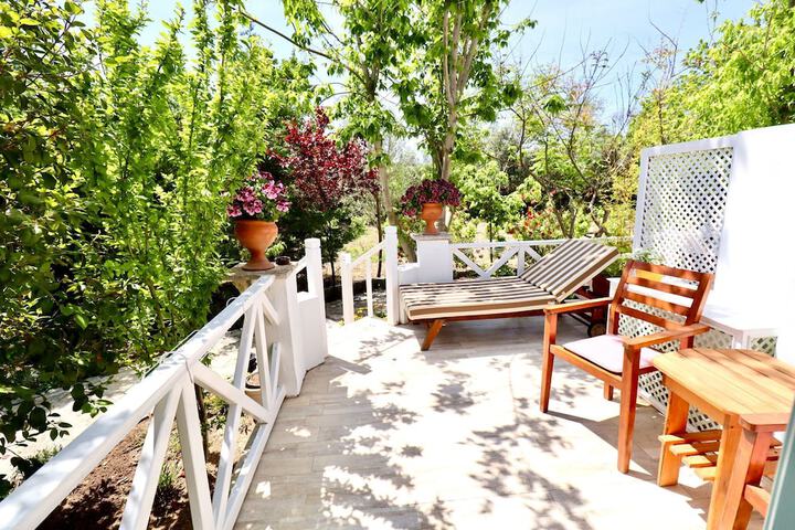 Terrace/Patio 79 of 142