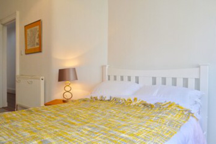 Room 15 of 15
