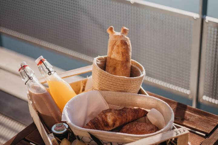 Breakfast/Coffee Service 15 of 34