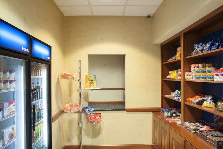 Snack bar