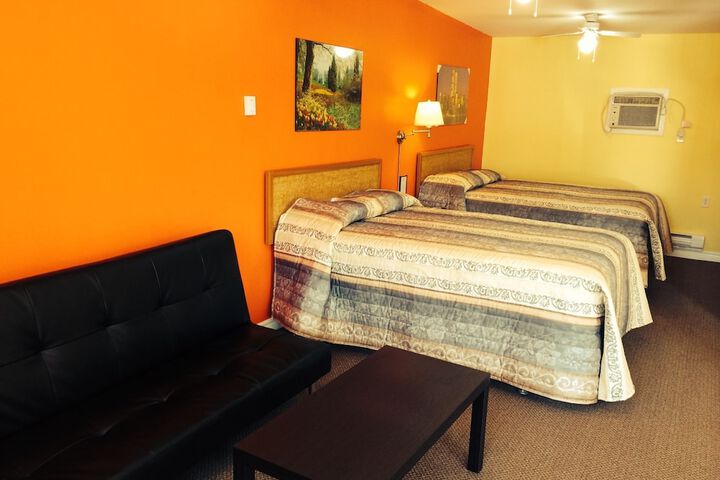 Room 18 of 43