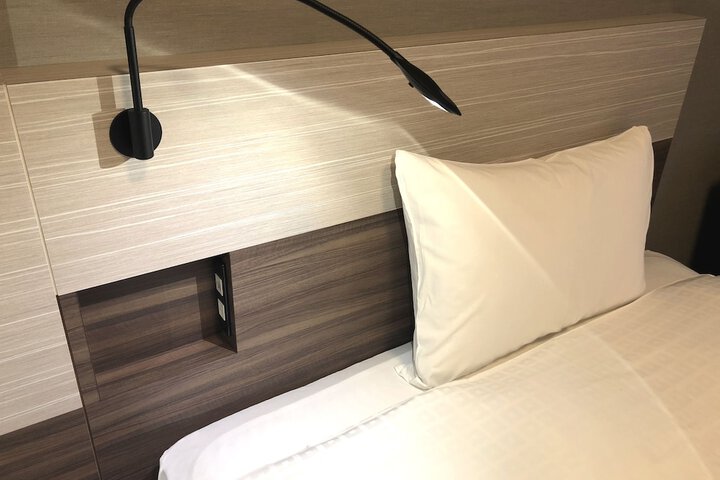 Room 16 of 61