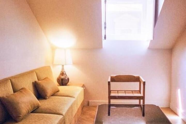 Room 16 of 53