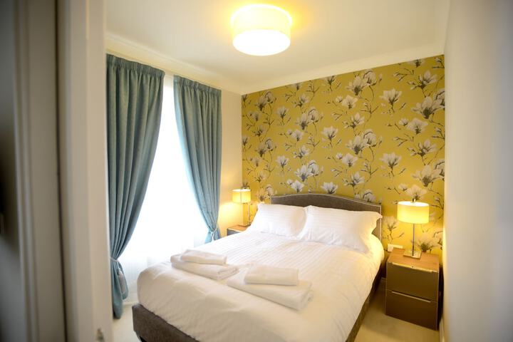 Room 47 of 118