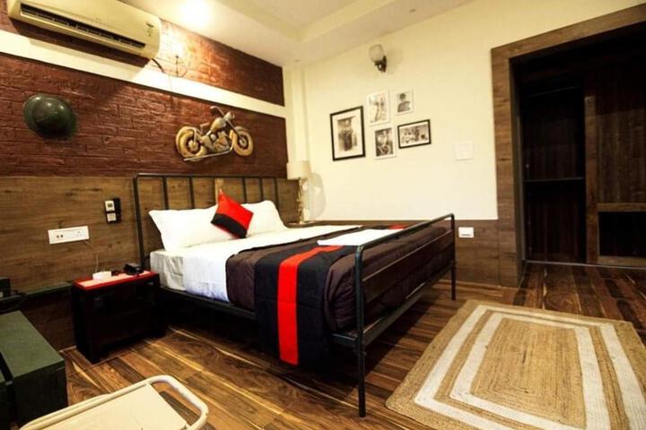 Date Palm Home Stay
