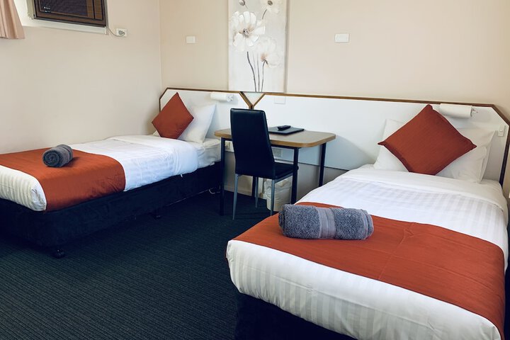 Room 3 of 46